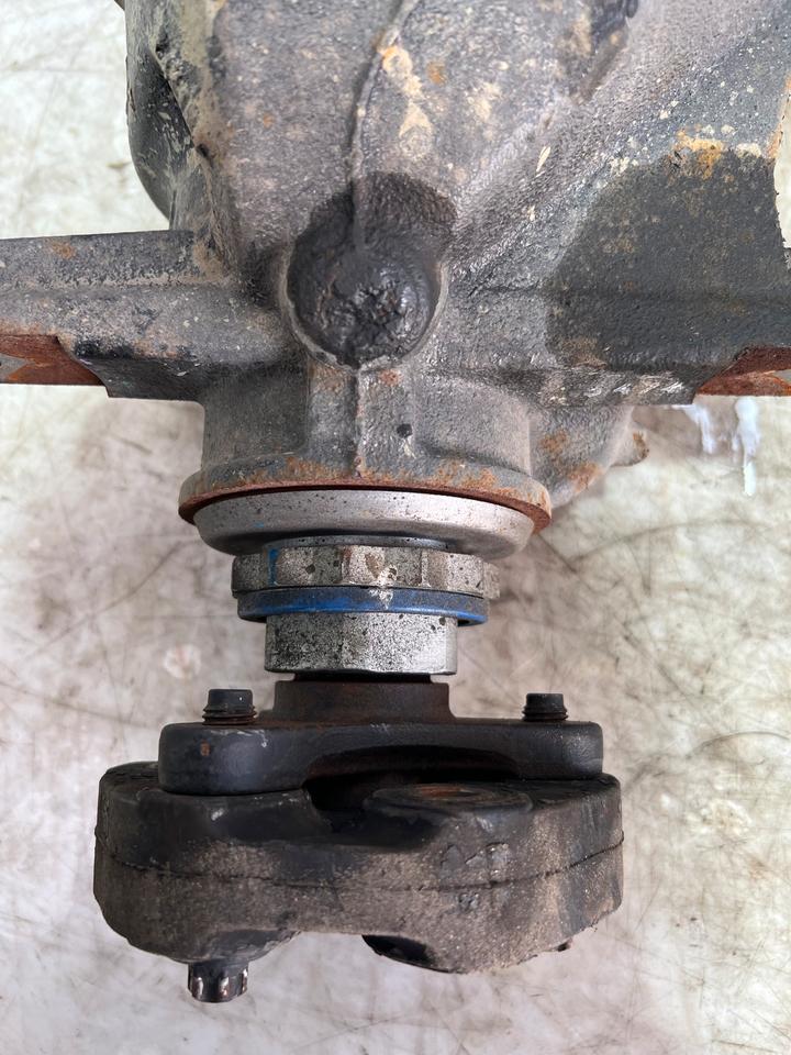 BMW 3er F30 F31 320d Differential Hinterachsantrieb 7612168 2.81 – Bild 8