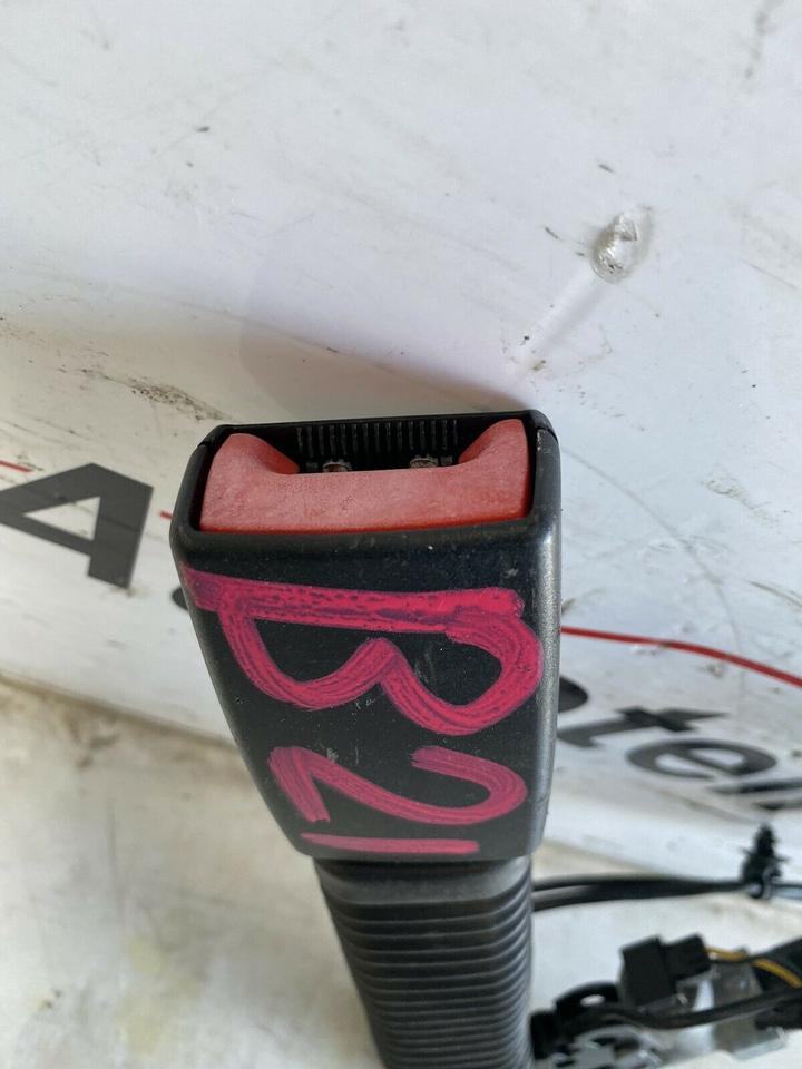 Mini Cooper R55 R56 R57 Gurtstraffer Gurt vorne rechts 610183700E – Bild 4