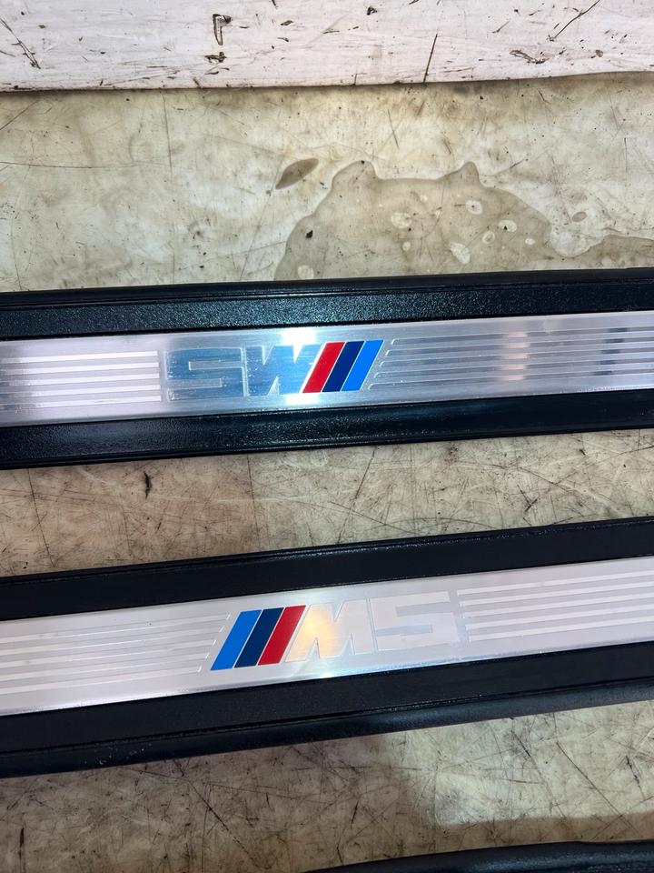 BMW 5er F10 M5 Türleisten Einstiegsleisten Blenden Vorne-Hinten – Bild 6