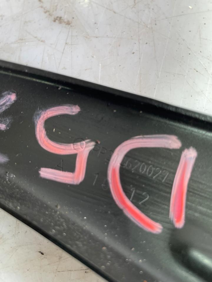 Mercedes E Klasse W212 S212 Scheinwerfer Halter Träger 212620028 – Bild 7