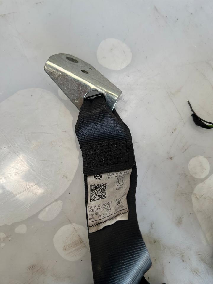 VW Golf 5 V Sicherheitsgurt Gurt Rechts Links 1K6857805 1K6857806 – Bild 5