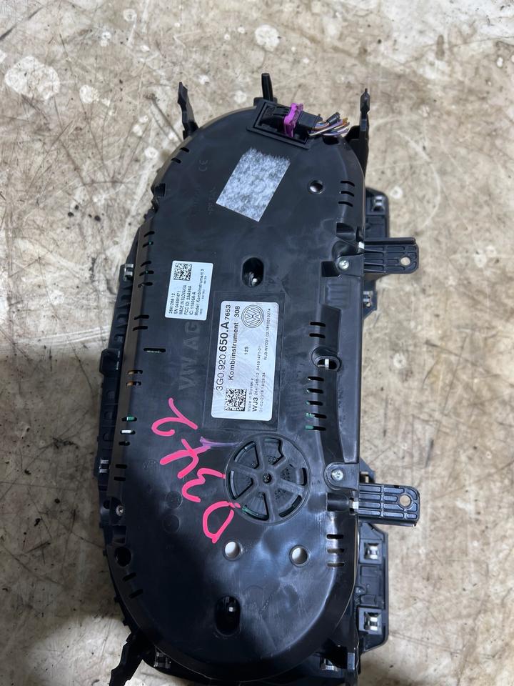 VW Passat B8 3G Tacho Tachometer Kombiinstrument 3G0920650A – Bild 5