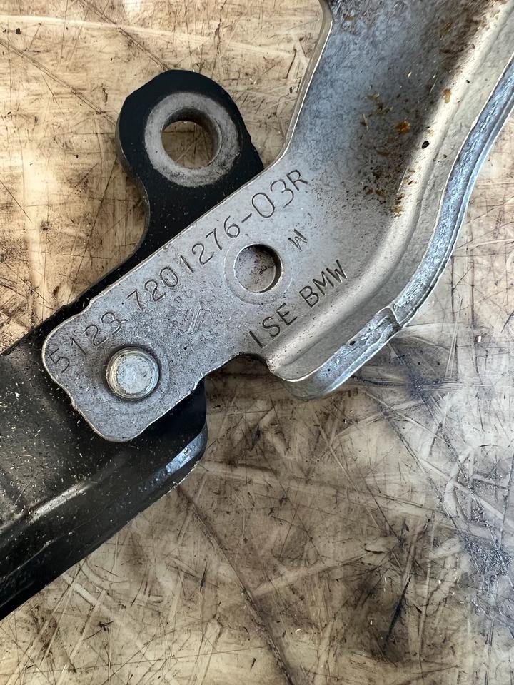 BMW 5er F10 F11 Motorhaubenscharnier 7201275 7201276 – Bild 9