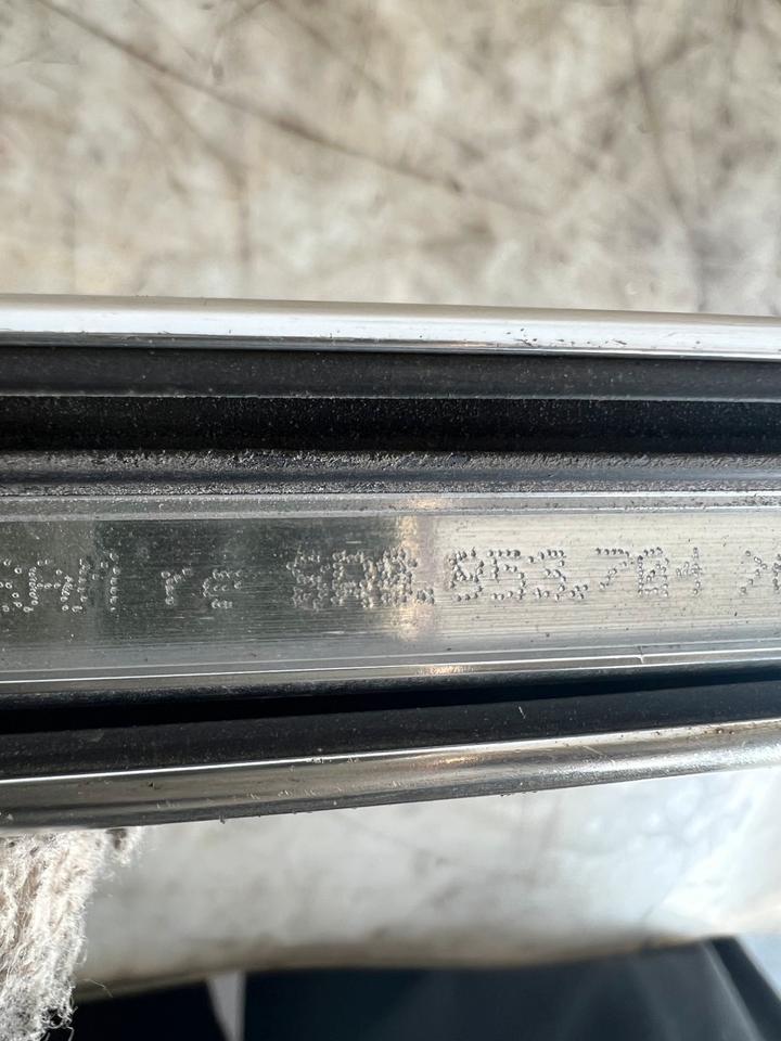 Audi Q5 8R Zierleiste Dach Oben 8R053704 – Bild 4