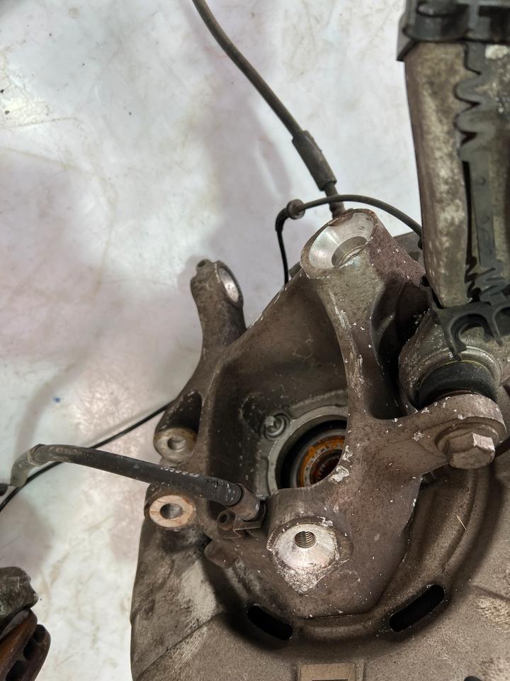 BMW 7er F01 F02 Achsschenkel Radnabe Achse Hinten – Bild 6