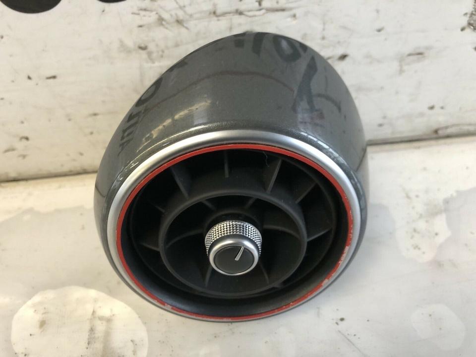 Audi A1 8X Frischluftdüse Luftdüse Duse 8X2820901 – Bild 3