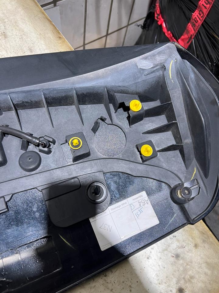 Volvo D4 Cross Country Spoiler Heckspoiler Hinten 31253973 – Bild 13