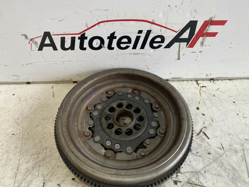 VW Audi TT 3.2 V6 DSG Schwungrad Schwungscheibe 022105266S