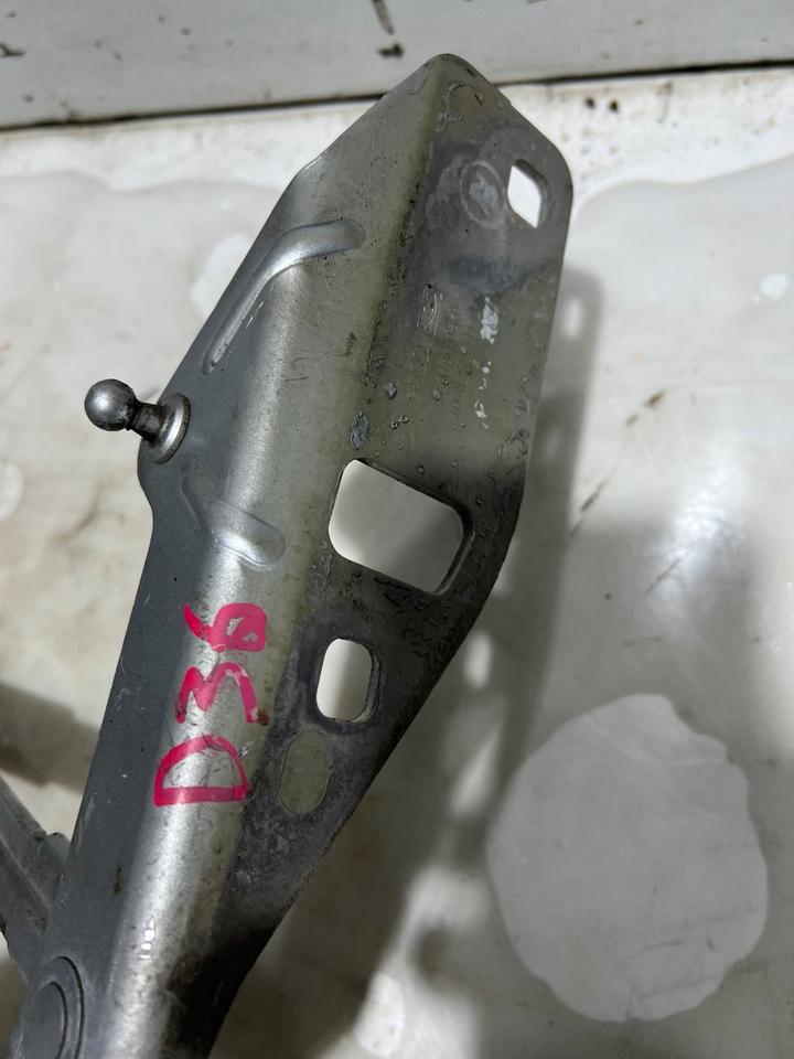 Audi TT 8J Motorhauben Scharnieren Links Rechts 8J0823301D – Bild 7