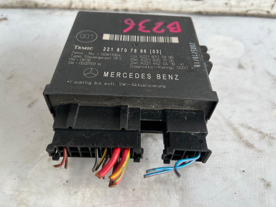 Mercedes W221 Steuergerät W2218707886 – Bild 2