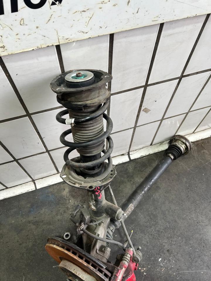 VW Golf 7 VII GTI Achsschenkel Radnabe Stoßdämpfer Vorne – Bild 15