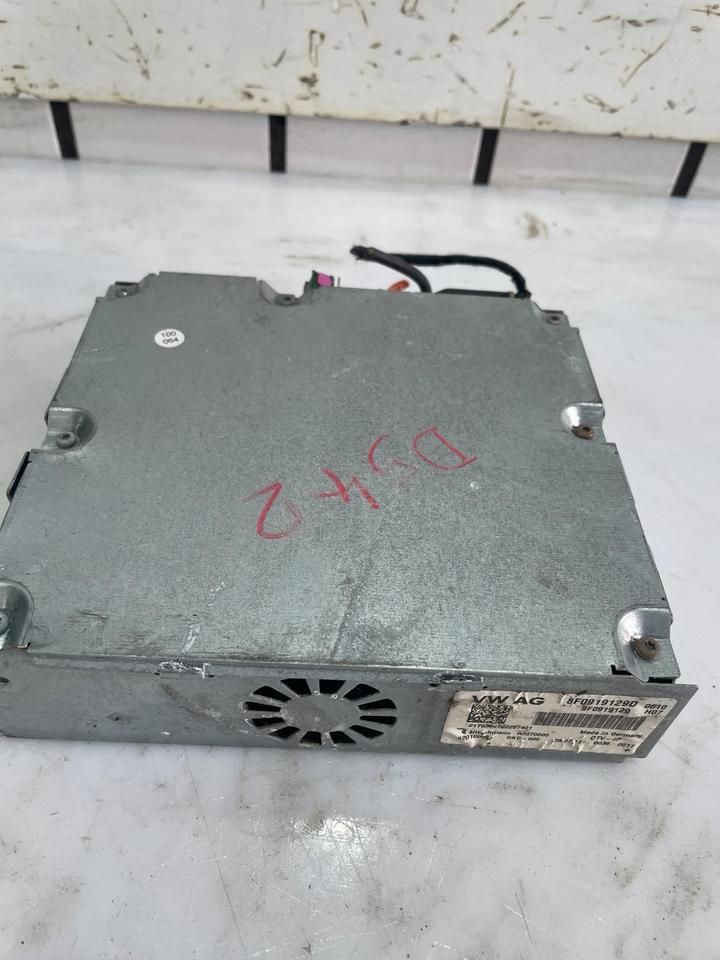 Audi A3 8V Radio Steuergerät Empfangseinheit 8F0919129D – Bild 2