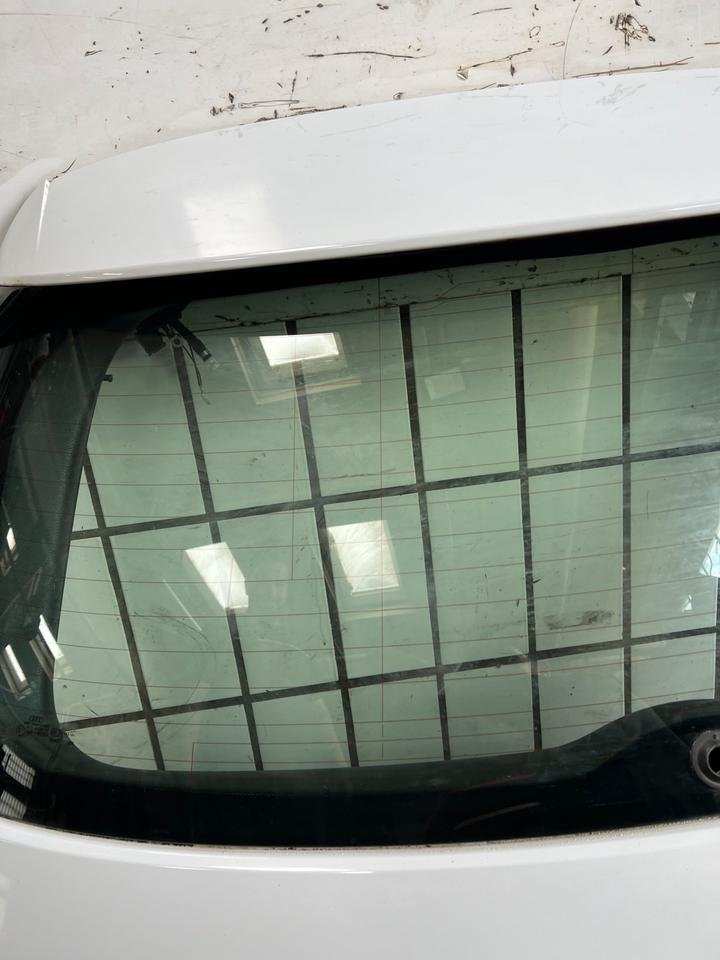 Audi A3 8V Heckklappe Kofferraumdeckel Deckel Hinten LS9R – Bild 12