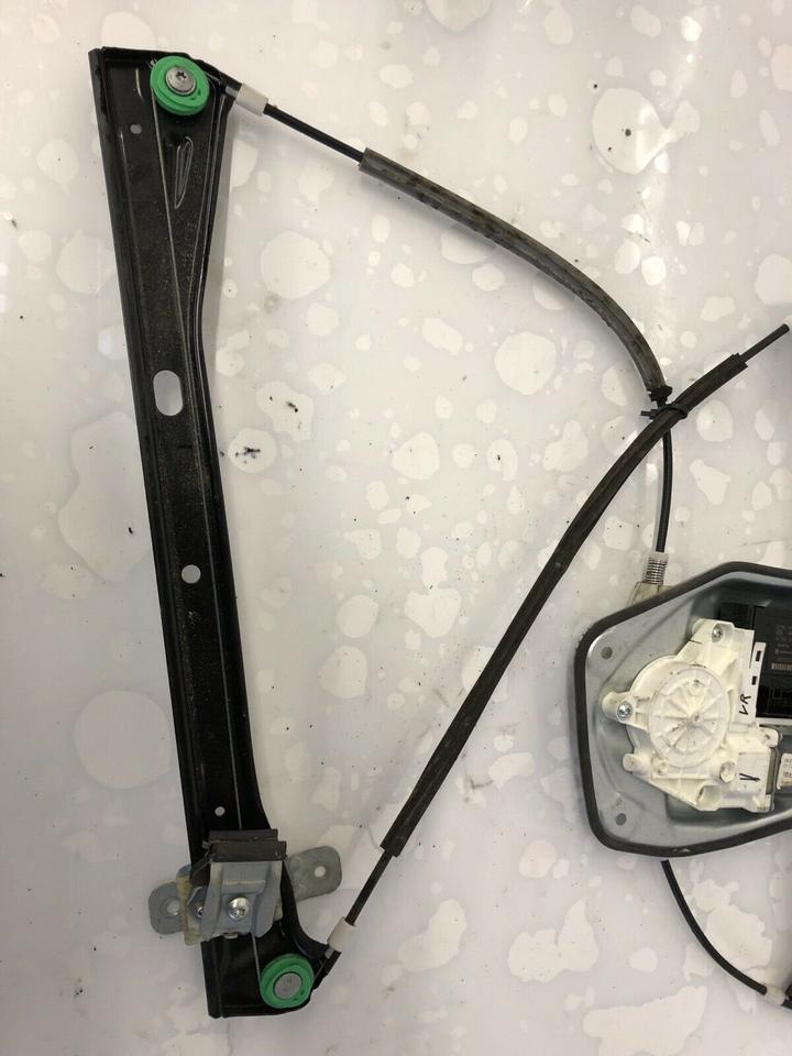 VW Golf 5 V 6 VI Fensterheber Motor Vorne Rechts 1K5837402 – Bild 2