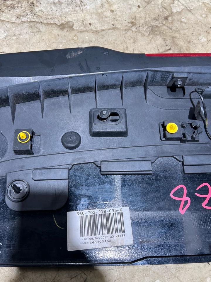 Volvo D4 Cross Country Spoiler Heckspoiler Hinten 31253973 – Bild 9