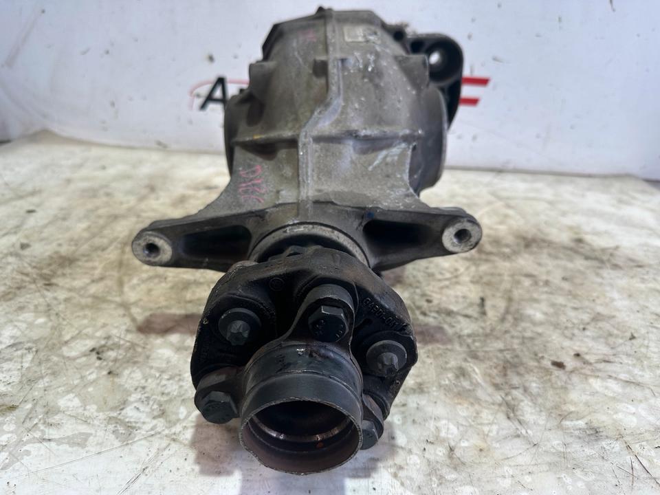 BMW 5er F10 F11 Differential Hinterachsgetriebe 7584444 3.23 – Bild 2