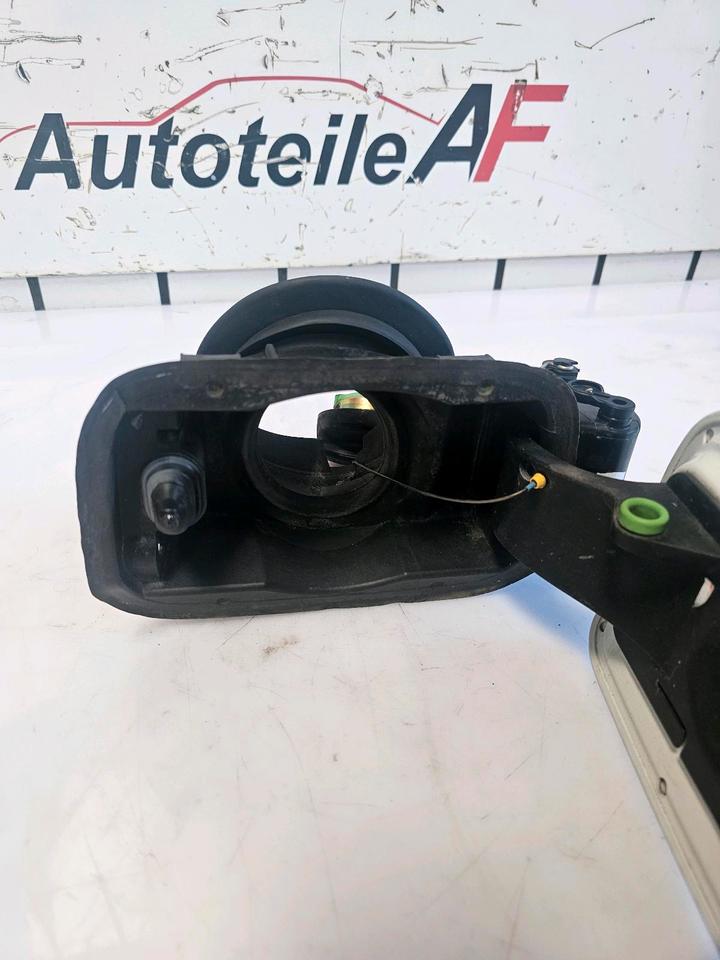 BMW 3er E92 E93 Tankklappe Tankdeckel Deckel Tank 51177117982 – Bild 3