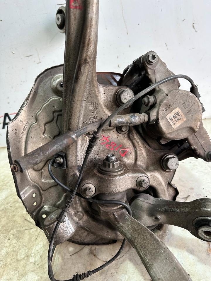 Mercedes W205 S205 Achsschenkel Radnabe Bremssattel Vorne – Bild 7