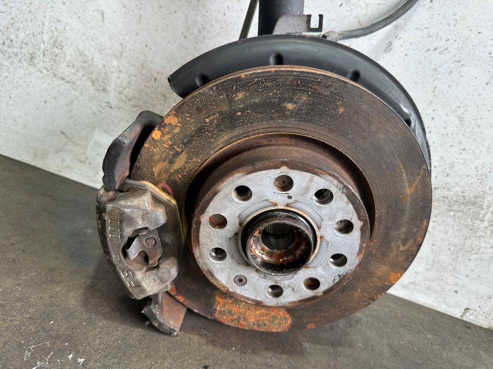 VW Beetle 5C Achsschenkel Radnabe Bremssattel Vorne – Bild 16