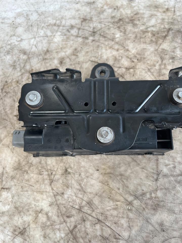BMW 7er F01 F02 Stellmotor Steuergerät Feststellbremse 6797789 – Bild 7