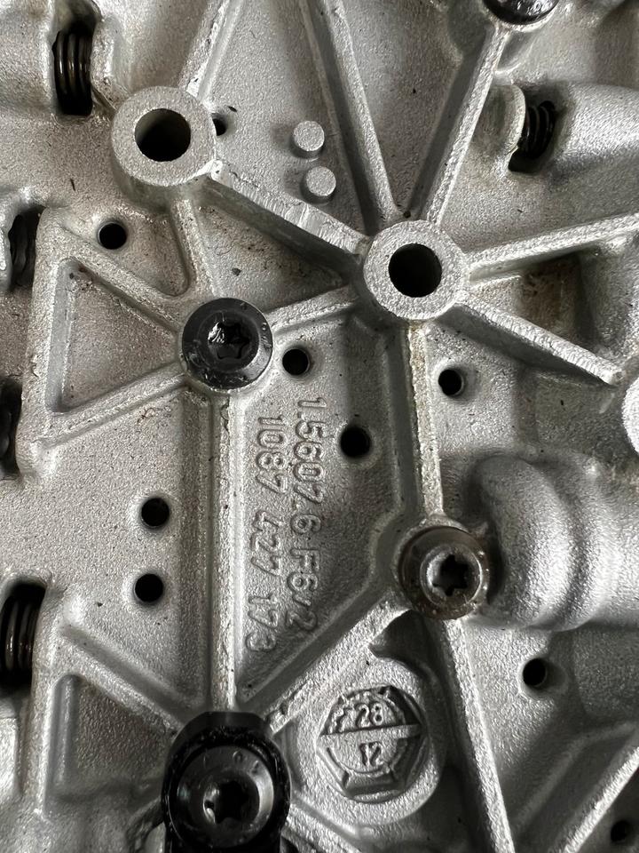 BMW 3er F30 F31 328i 8HP-45 Mechatroik Schiebekasten 1087327175 – Bild 6