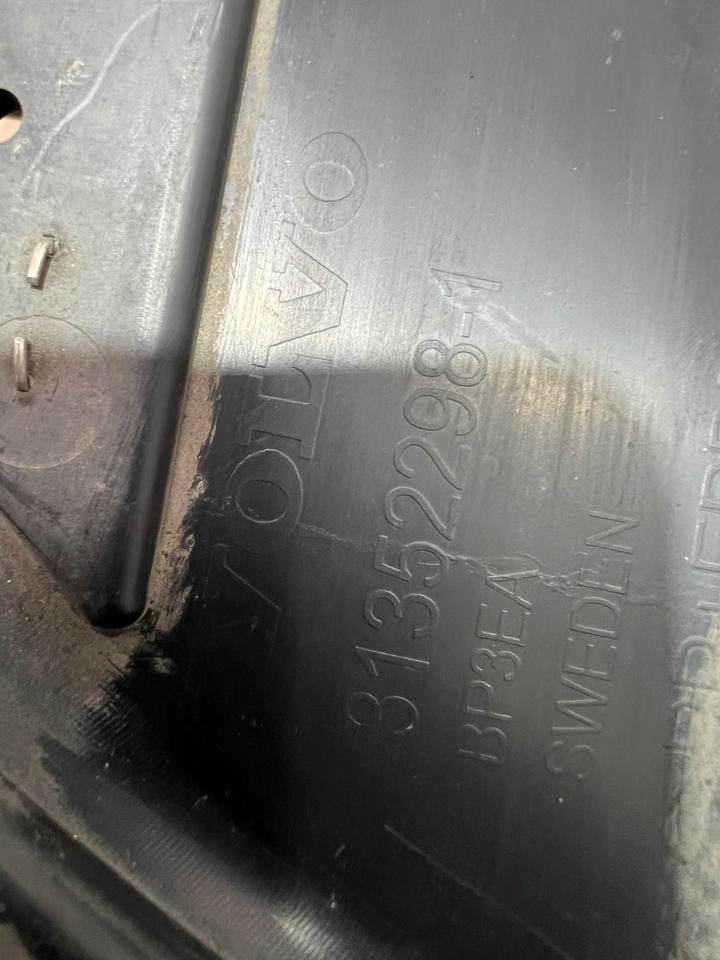 Volvo V60 S60 Stoßstange Träger Halter Aufnahme Vorne 31352298 – Bild 6
