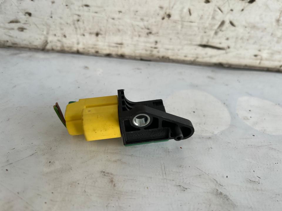 VW Passat B6 Crashsensor 5N0959351 – Bild 4