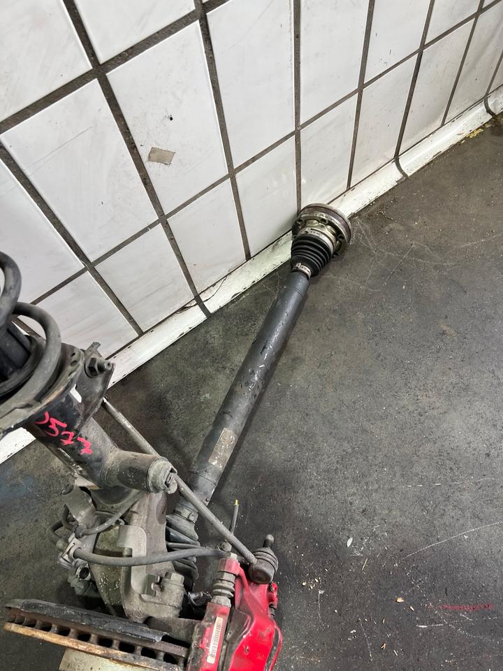 VW Golf 7 VII GTI Achsschenkel Radnabe Stoßdämpfer Vorne – Bild 16