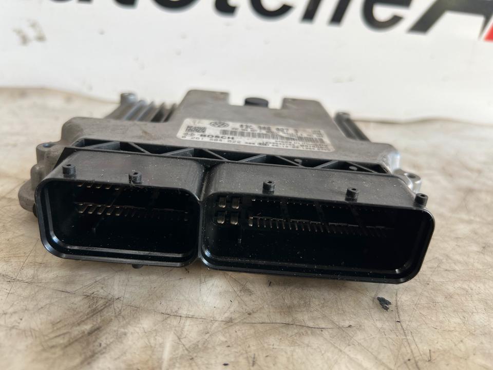 VW Touran 1.4 TSI CAV Motorsteuergerät Steuergerät 03C906027S – Bild 2