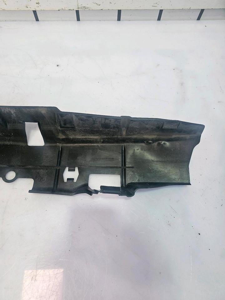 Audi A3 8V Abdeckung Stoßfänger Verstärkung 8V3807217 – Bild 4