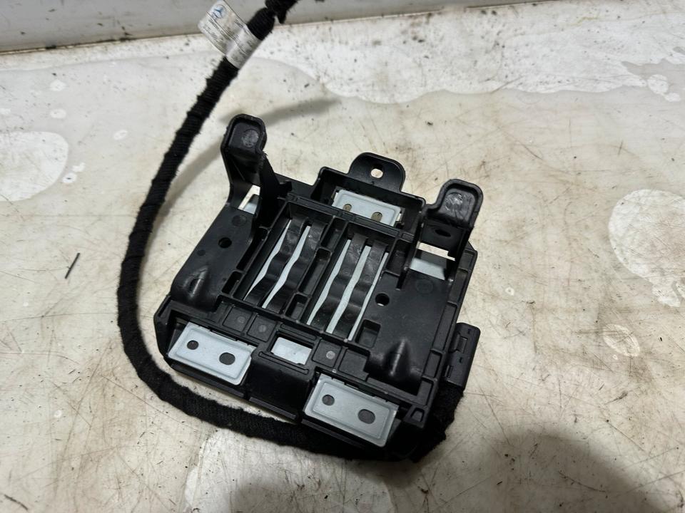 Mercedes W204 S204 Steuergerät Media Interface A2049000300 – Bild 4