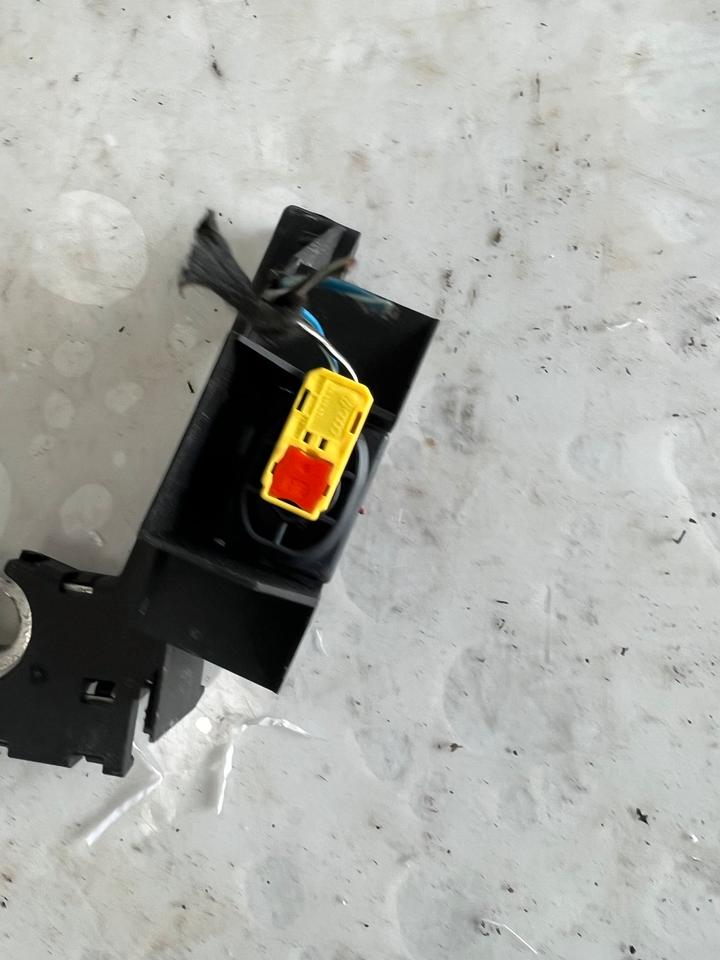 Audi A6 4F Steuergerät Überlastschutz 4F0915519 – Bild 4