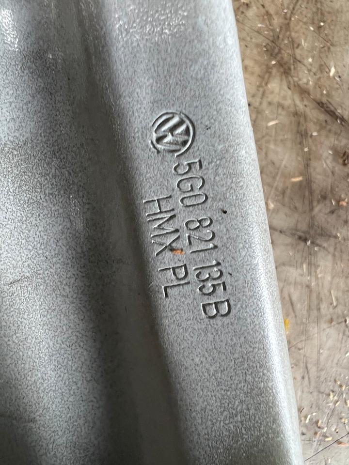 VW Golf 7 VII Kotflügelhalterung 5G0821135B 5G0821136B – Bild 9