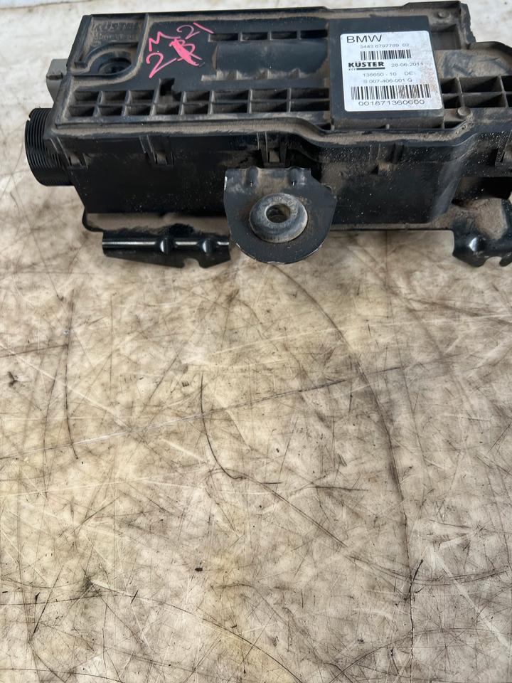 BMW 7er F01 F02 Stellmotor Steuergerät Feststellbremse 6797789 – Bild 5