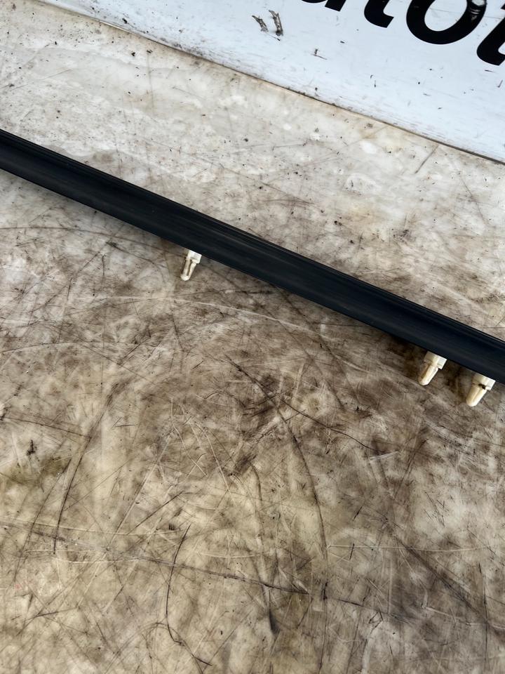 BMW 8er E31 Leisten – Bild 4