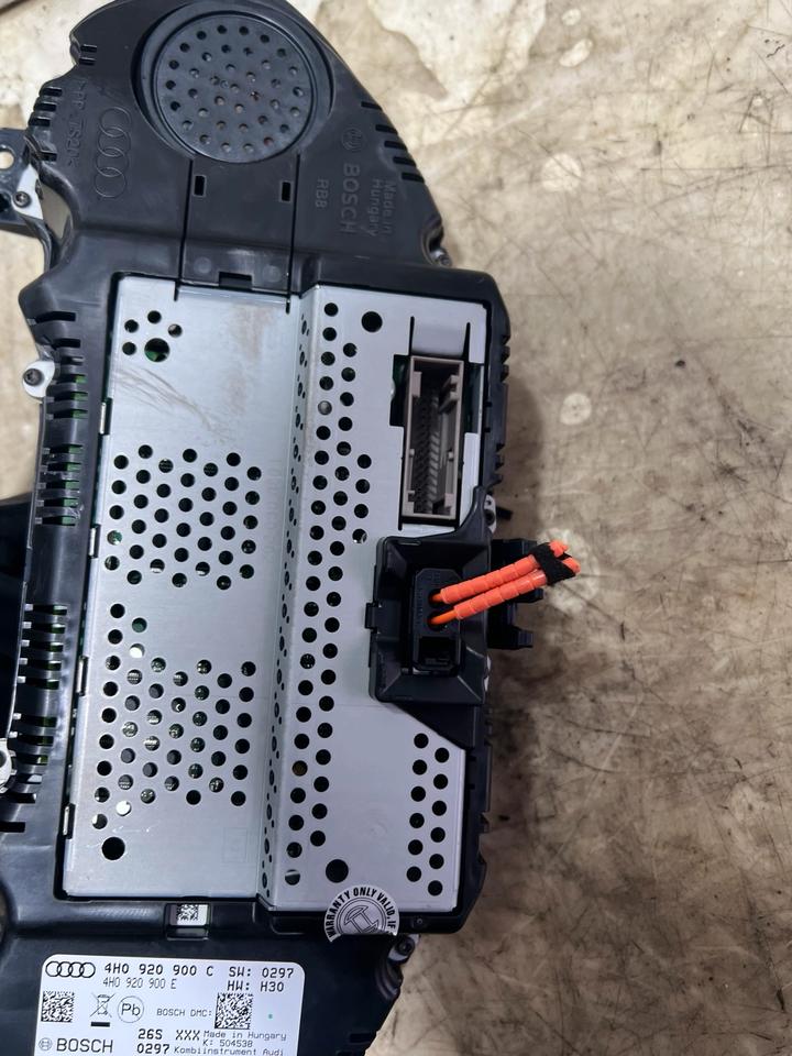 Audi A8 4H Tacho Tachometer Kombiinstrument 4H0920900C – Bild 6