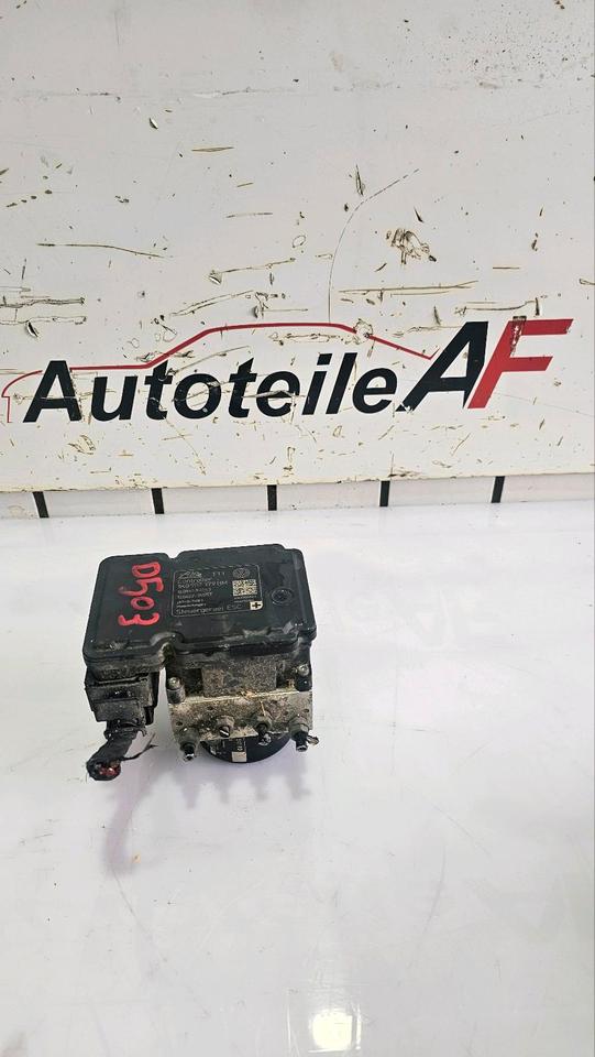 VW Audi Golf 6 A3 8P ABS Steuergerät Hydraulikblock 1K0907379BM