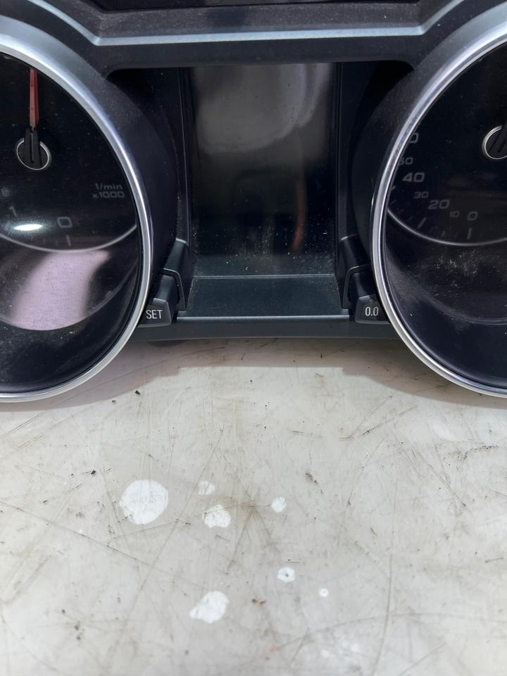 Audi A5 8T Tacho Tachometer Kombiinstrument 8T0920930B – Bild 2