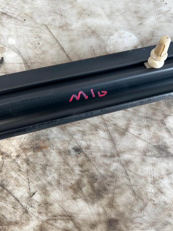 BMW 8er E31 Leisten – Bild 6