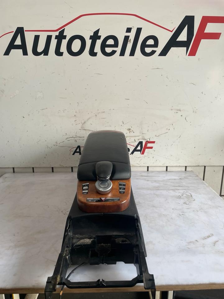 Mercedes S-Klasse W221 Mittelarmlehne Mittelkonsole A2218704310