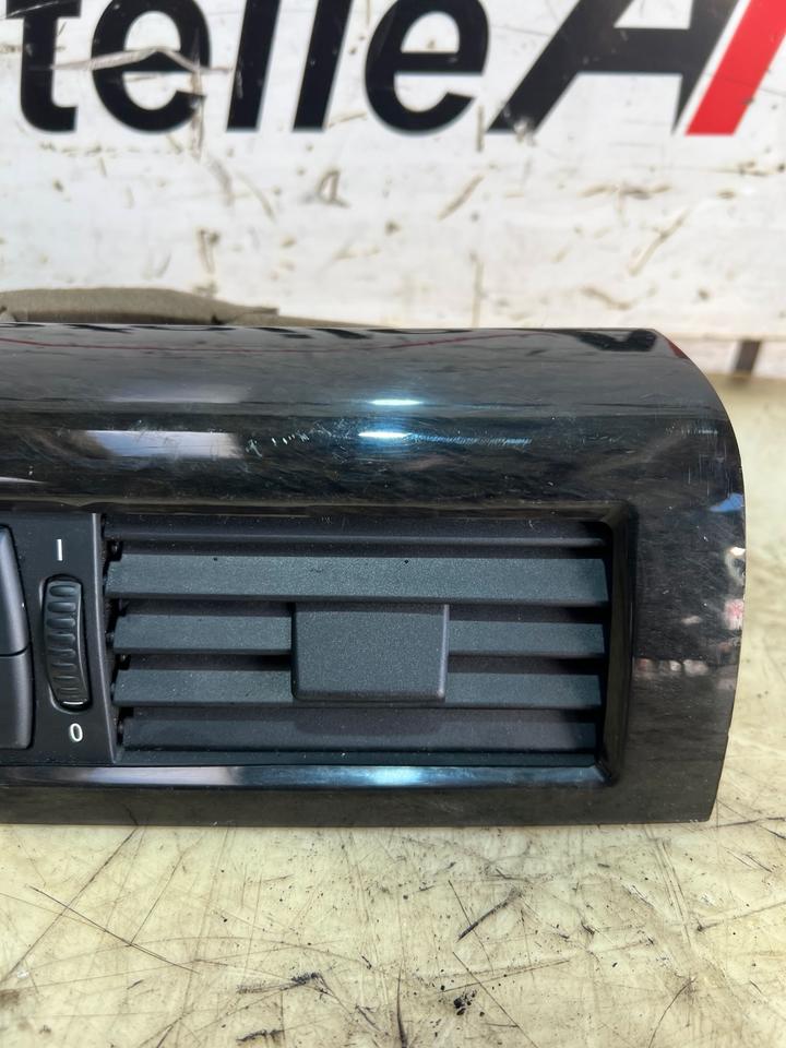 BMW 5er E60 E61 Armaturenbrett Luftdüse Frischluftgrill 6910734 – Bild 4