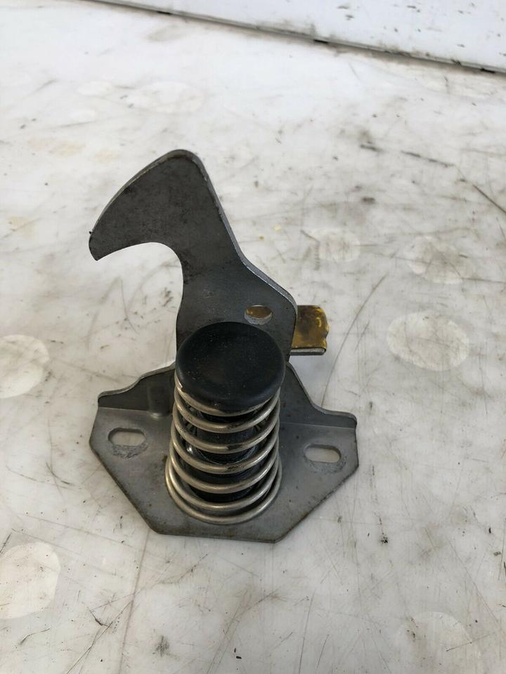 BMW 3er E90 E91 Motorhaube Haken Fanghaken 7073916 – Bild 4