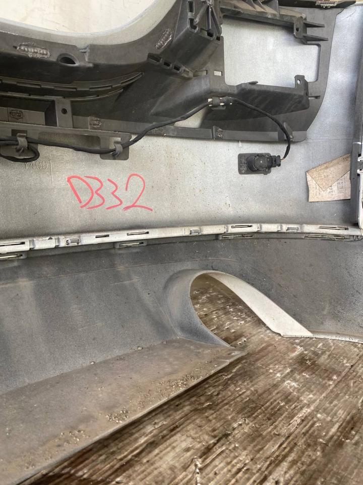 Audi A8 4H Limousine Stoßstange Heckschürze Hinten LY9C – Bild 14