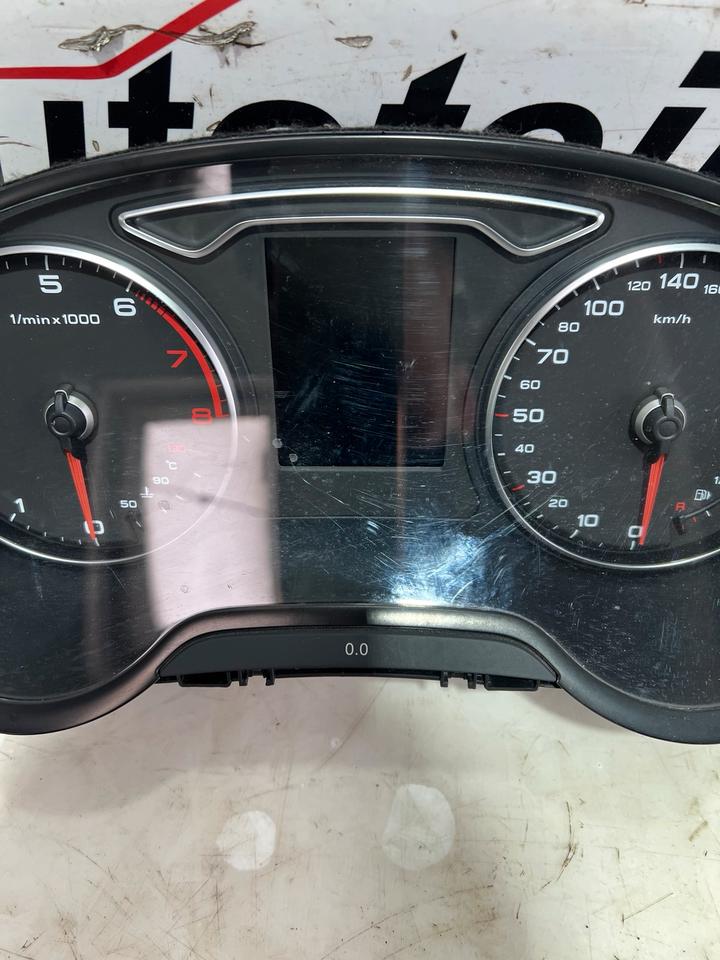Audi A3 8V Tachometer Tacho Kombiinstrument 8V0920871E – Bild 4