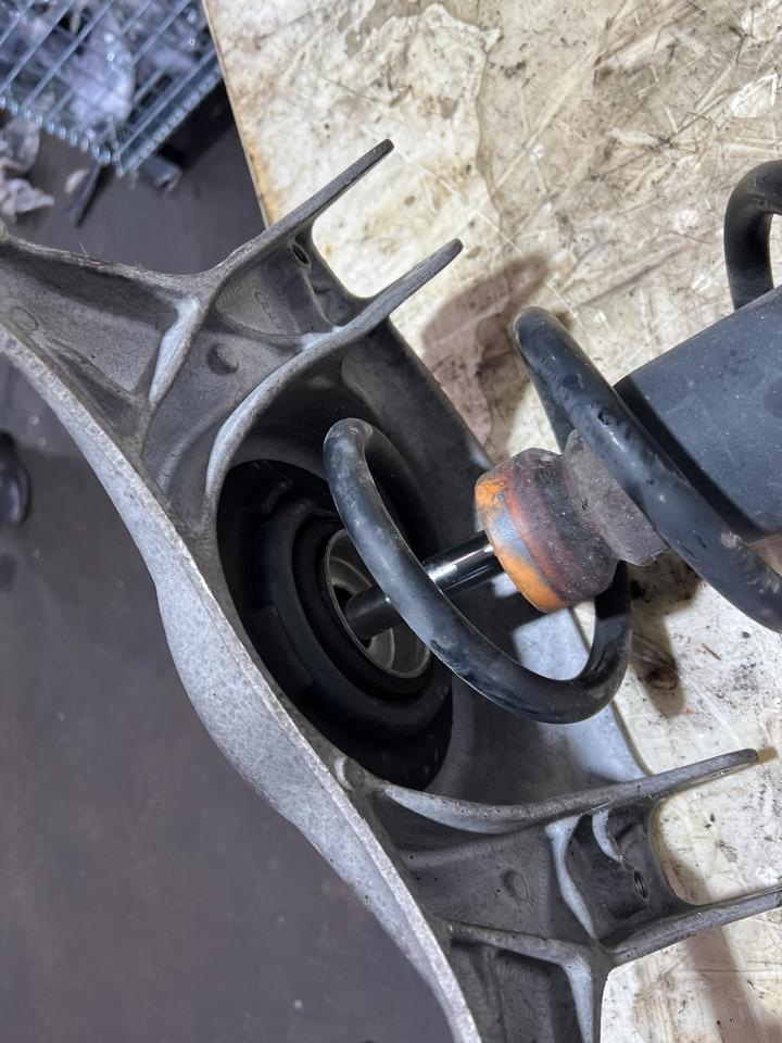 Audi A4 A5 8T B8 8K Stoßdämpfer Federbein Vorne Rechts Links – Bild 8