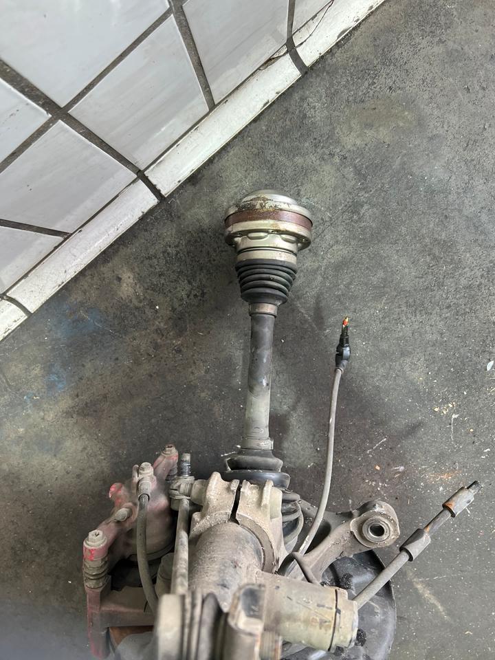 VW Golf 7 VII GTI Achsschenkel Radnabe Stoßdämpfer Vorne – Bild 9