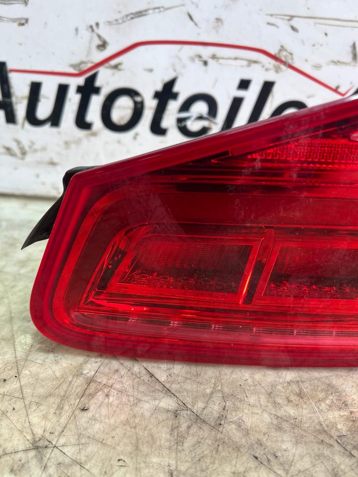 Audi A8 S8 D4 4H Rückleuchte Heckleuchte Innenleuchte Hinten – Bild 5