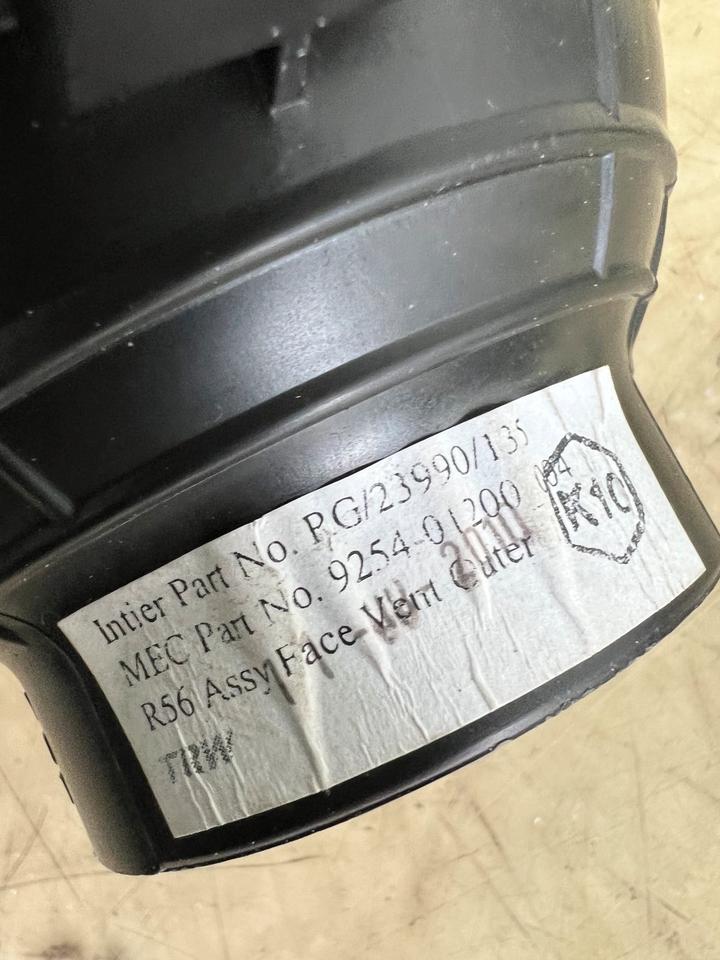 Minin Cooper S R55 R56 R57 Luftdüse Lüftungsgitter Düse 925401200 – Bild 8