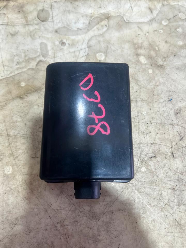 Mercedes W218 W212 Distronic Abstandsradar Radarsensor 2129004603 – Bild 2