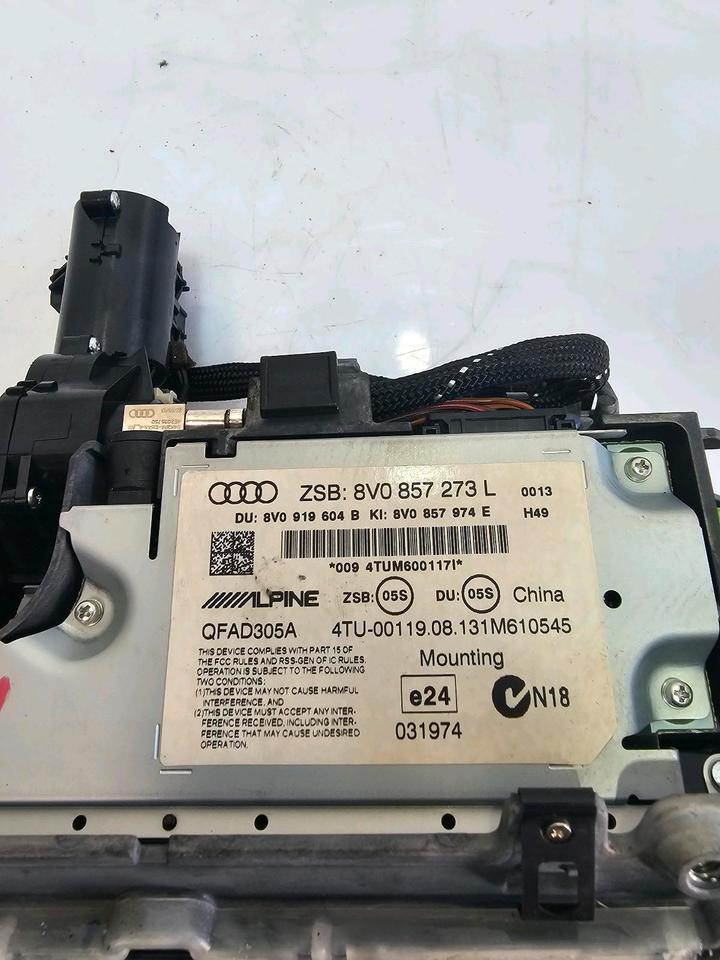 Audi A3 8V Display MMI Bildschirm Navi 8V0857273L – Bild 5
